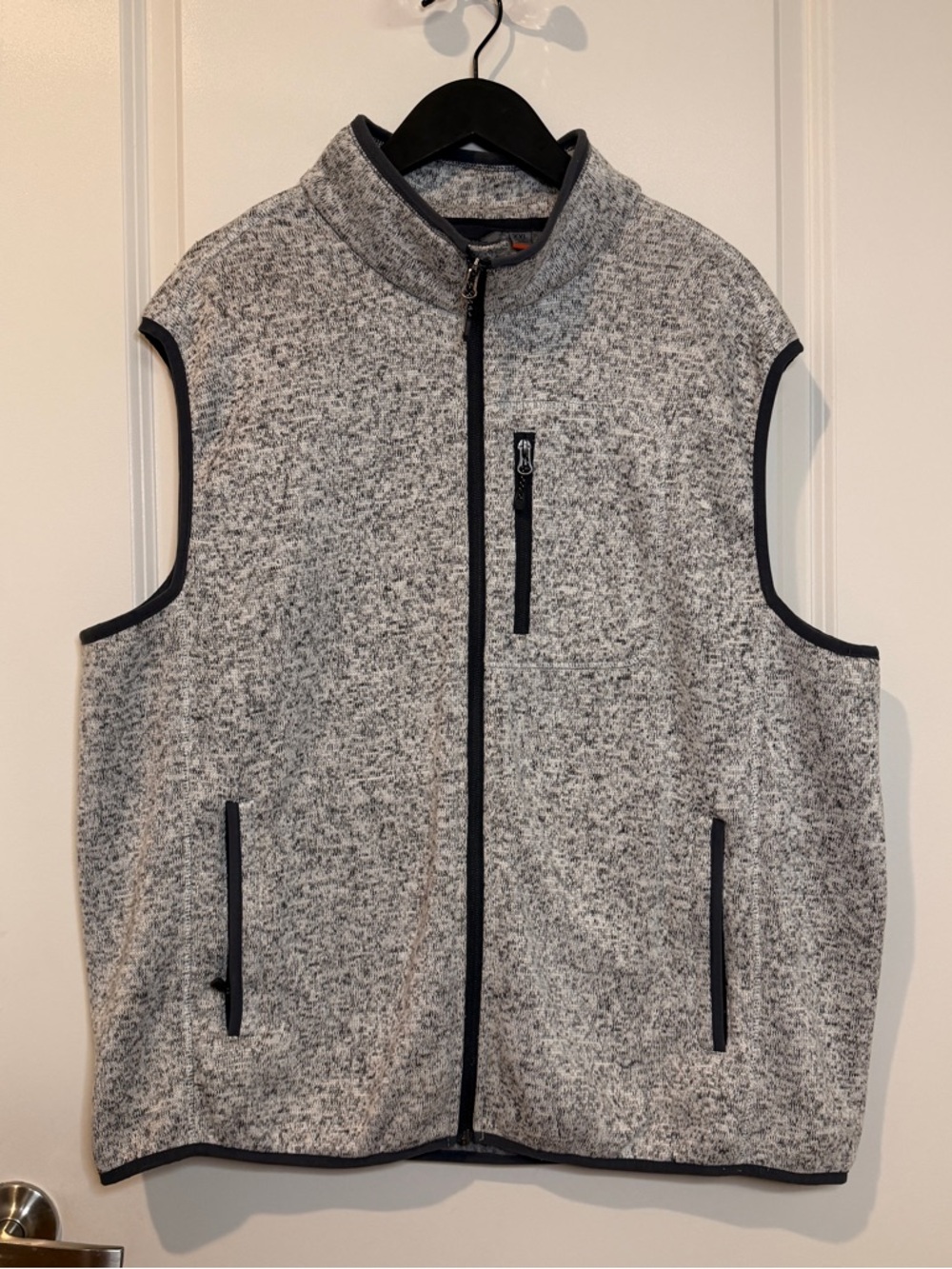 Men’s Free Country Heather Gray Full-Zip Fleece Vest with Black Trim